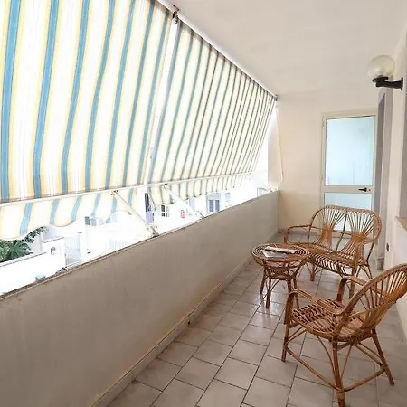 Near The Sea In - House Ludovica In Salento Vakantiehuis